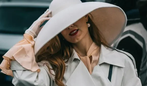 How to Wear Hats with Style: A Guide to Effortless Outfit Pairings