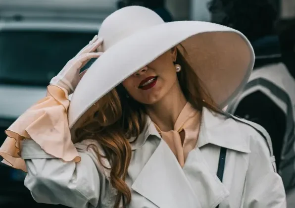 How to Wear Hats with Style: A Guide to Effortless Outfit Pairings