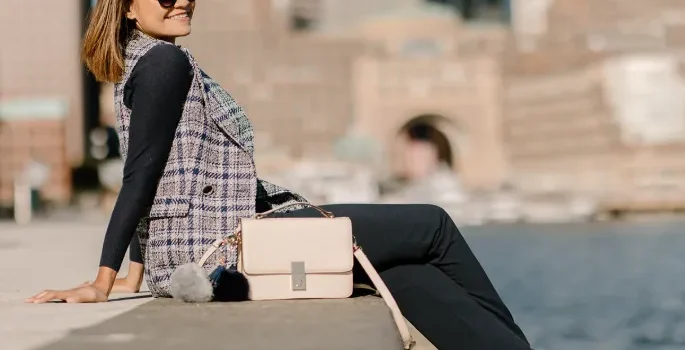 How to Rock a Monochromatic Outfit: A Guide to Styling and Tips