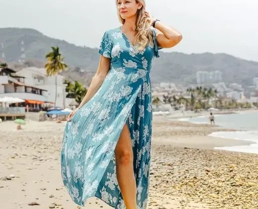 26 Stylish Beach Outfits Perfect for Your Next Getaway