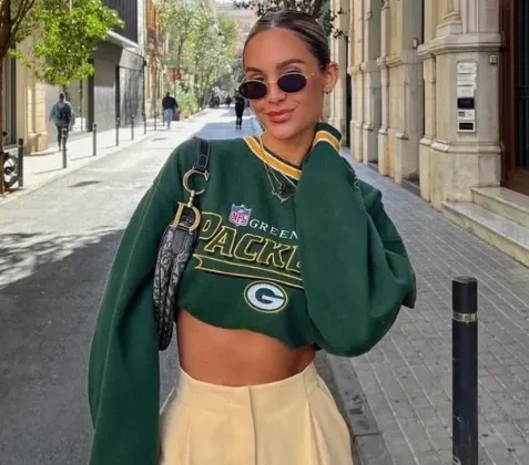 18 Stylish Baddie Sweatpants Looks to Elevate Your Streetwear Game