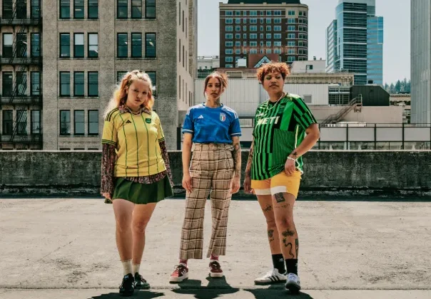 How to Style a Jersey in Trendy and Aesthetic Ways