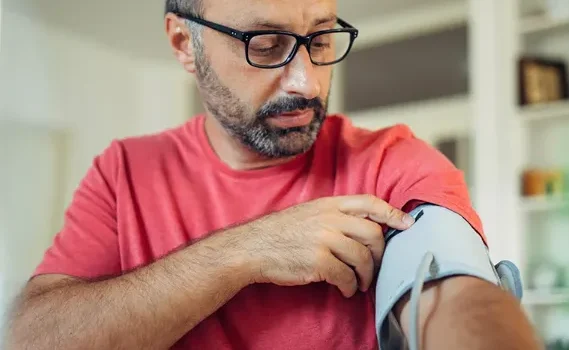 Managing High Blood Pressure with Medication and Lifestyle Adjustments