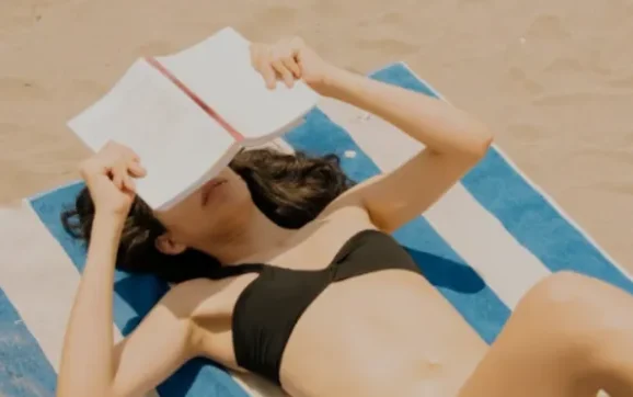 Tinted Sunscreens: The Future of Sun Protection in 2025