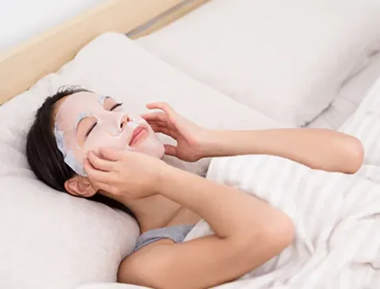Glow While You Sleep: A Guide to Overnight Skin Masks
