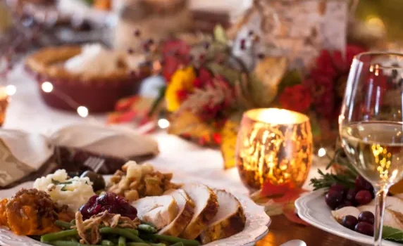 5 Ways to Enjoy Thanksgiving Without Derailing Your Health Goals