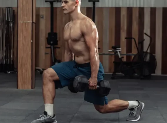 Easy Fitness Tip: Get Fit with Lunges